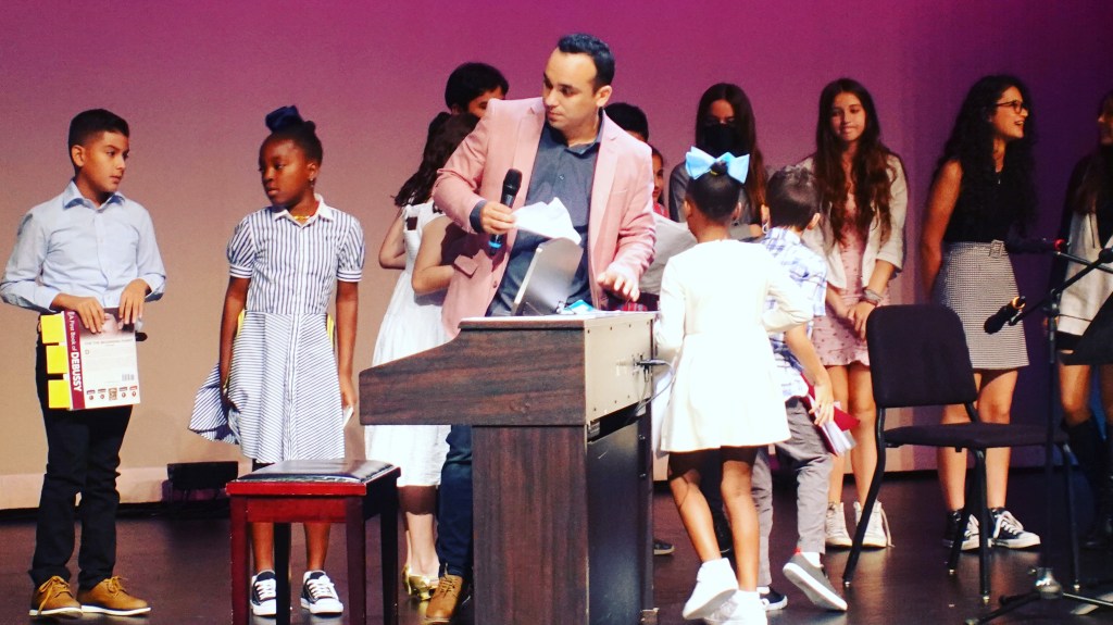 Aldrin Echeverri and Students